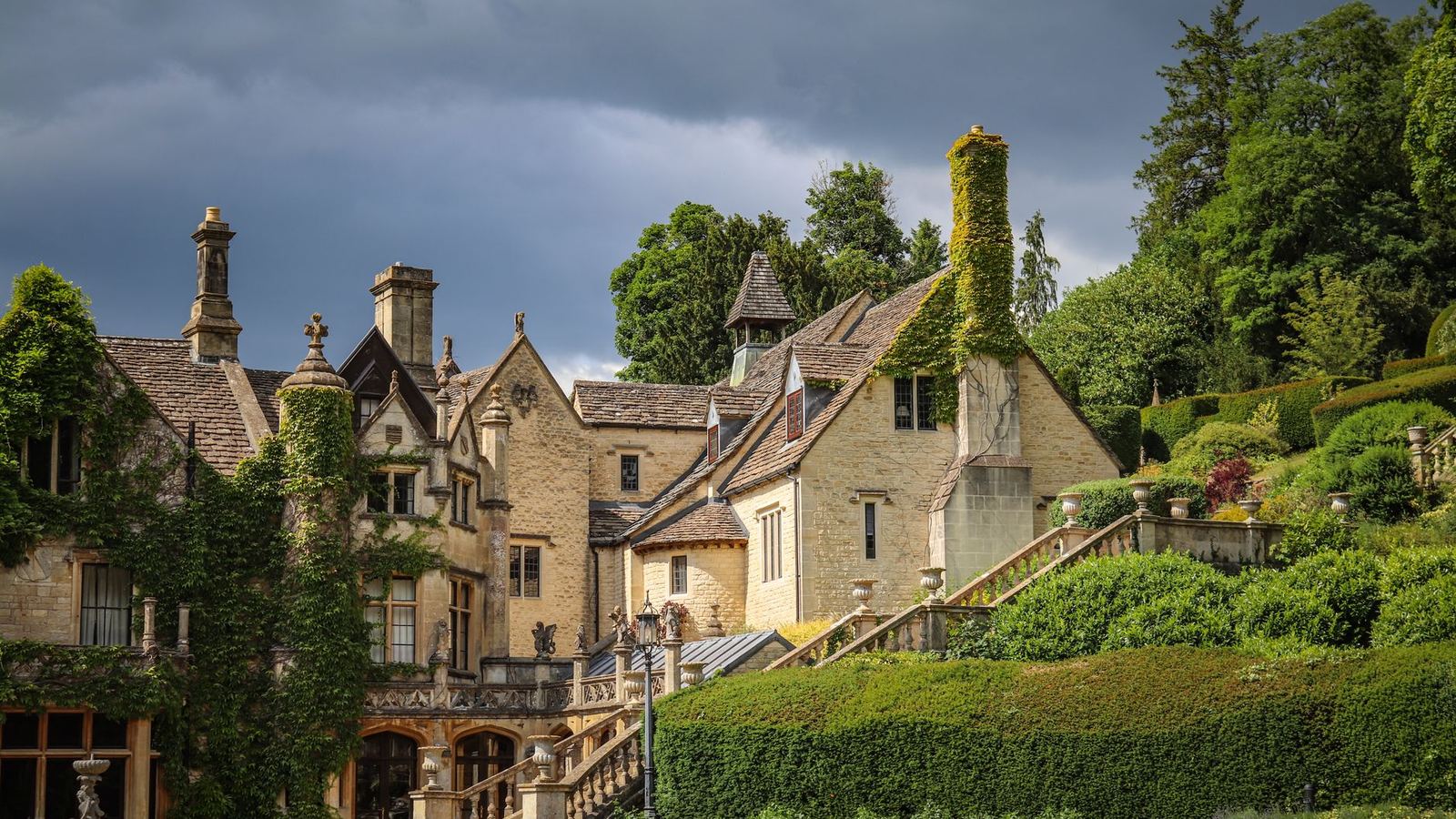 Spa management education for the UK